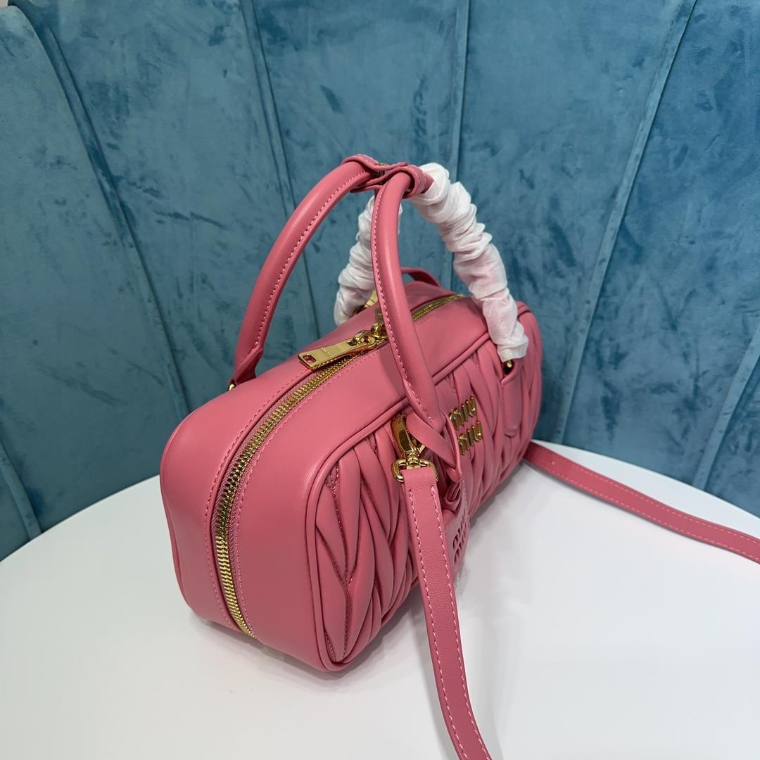 5BB148 Miumiu new bowling bag mainly promoted on the official website is definitely a po