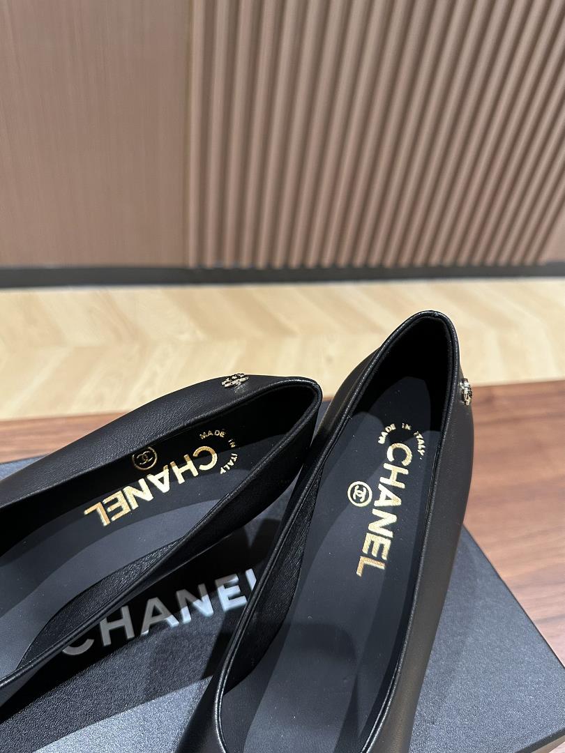 Chanel New High Heels Sheepskin Contrast Lacquer LeatherLeather sole with a height of 85CmSize