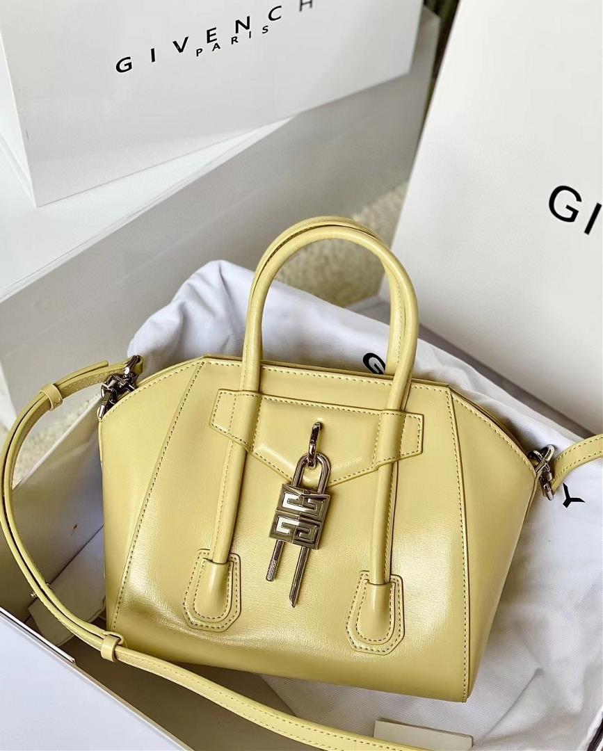 GIVENCYs new Antigona lock head bag has a mini long handle The new Antigona has an extended handle