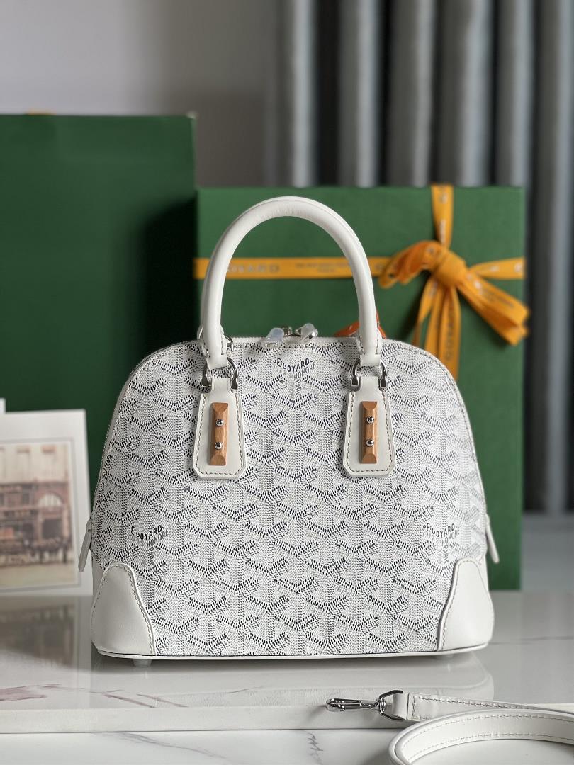 goyard Vendme Shell BagInheriting the brands unique craftsmanship style and exquisite tec