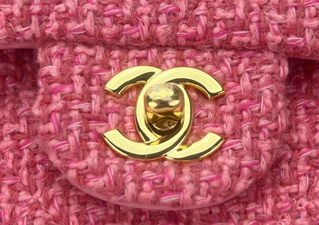 Chanel CF woolen series this is a bag that can be praised by all friends around us for it