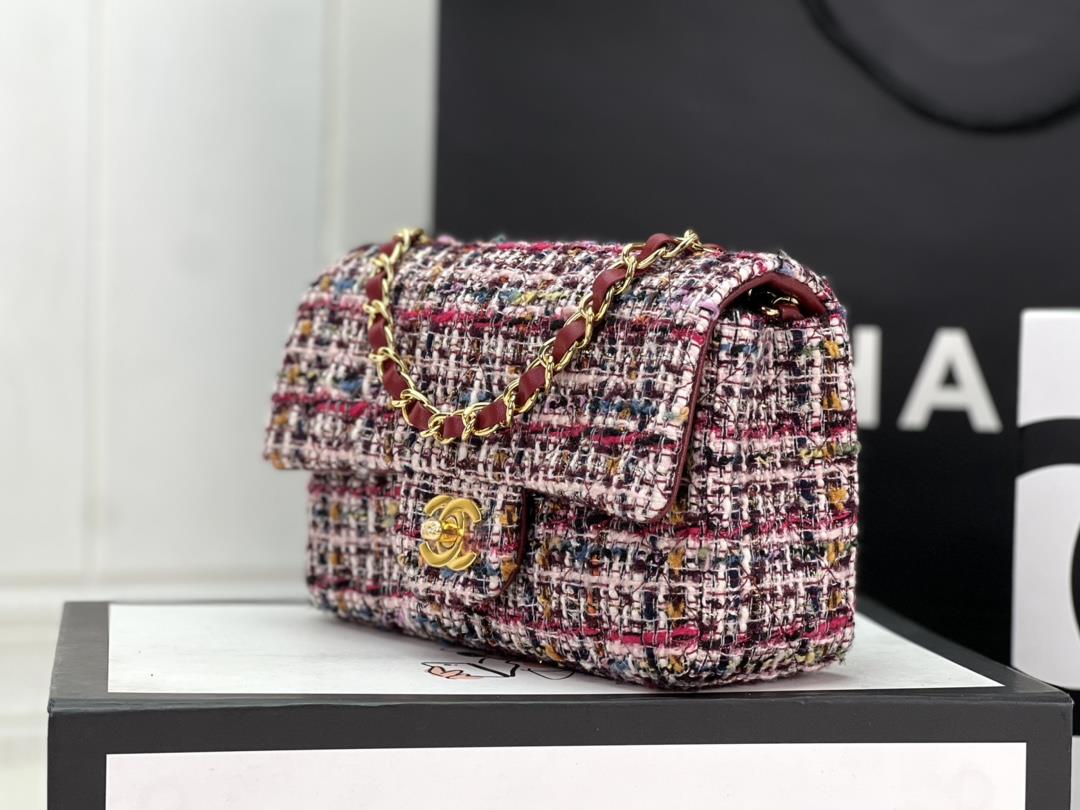 Chanel CF woolen series this is a bag that can be praised by all friends around us for it