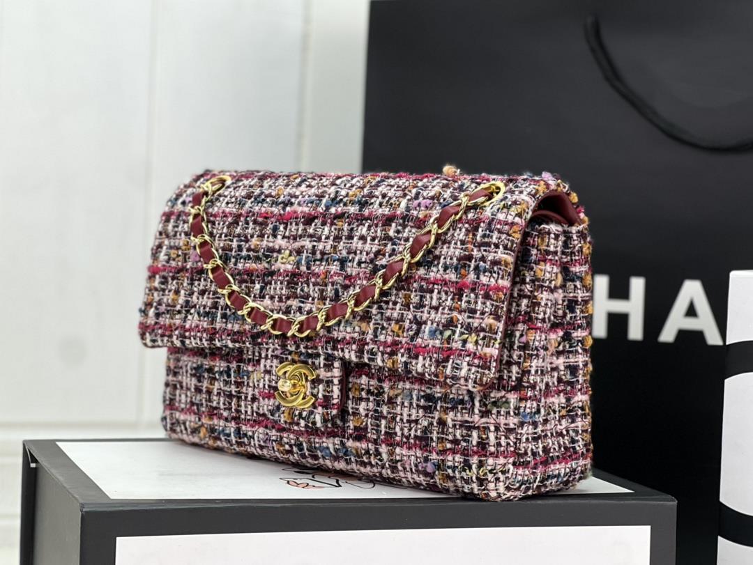 Chanel CF woolen series this is a bag that can be praised by all friends around us for it