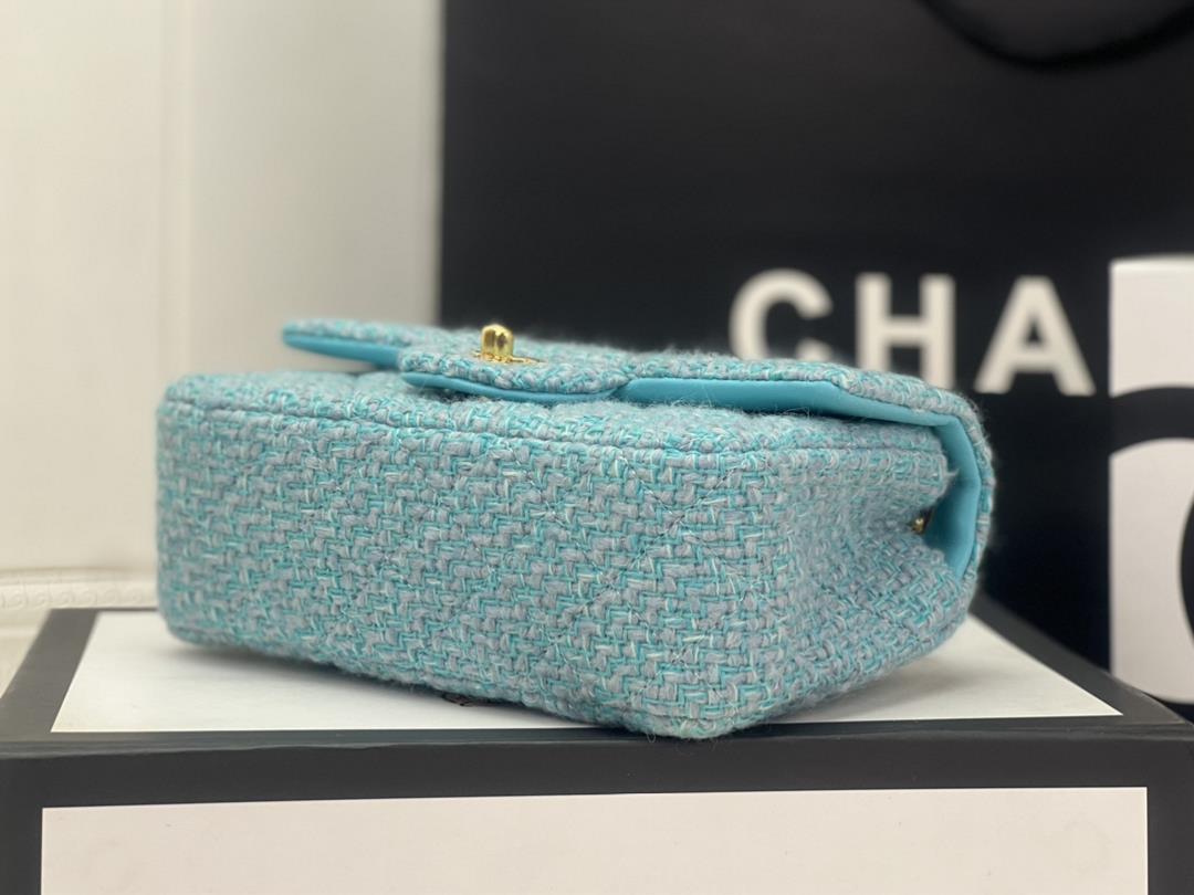 Chanel CF woolen series this is a bag that can be praised by all friends around us for it