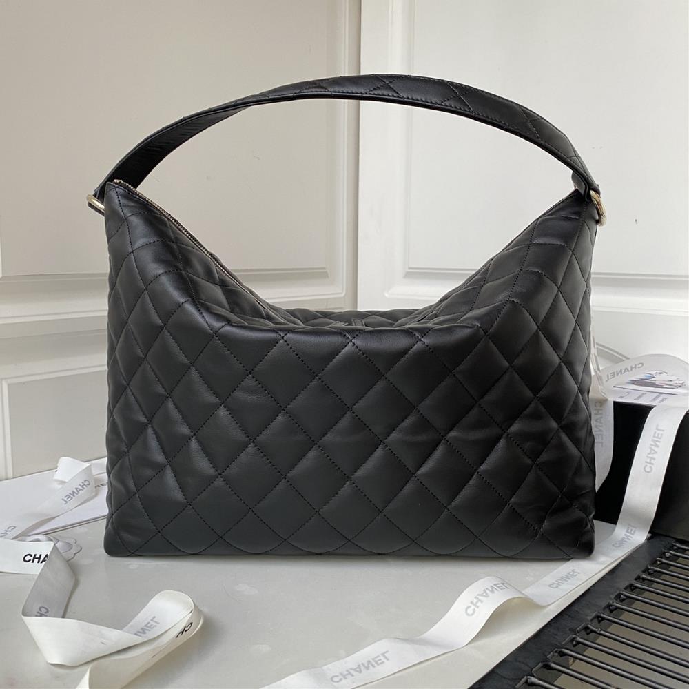 Chanel 23bs new hippie hobo AS4339 calf leather material contains infinite delicacy and l