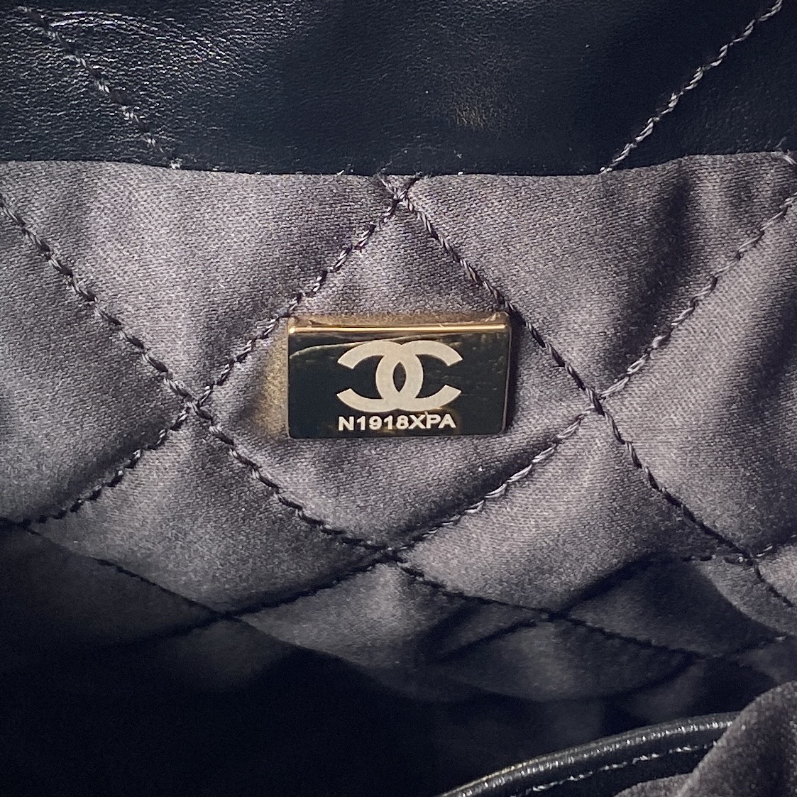 Chanel23SAS3980 Chanel's mini22 hit HeartsThe bag accessories of Chanel Goose will always be p