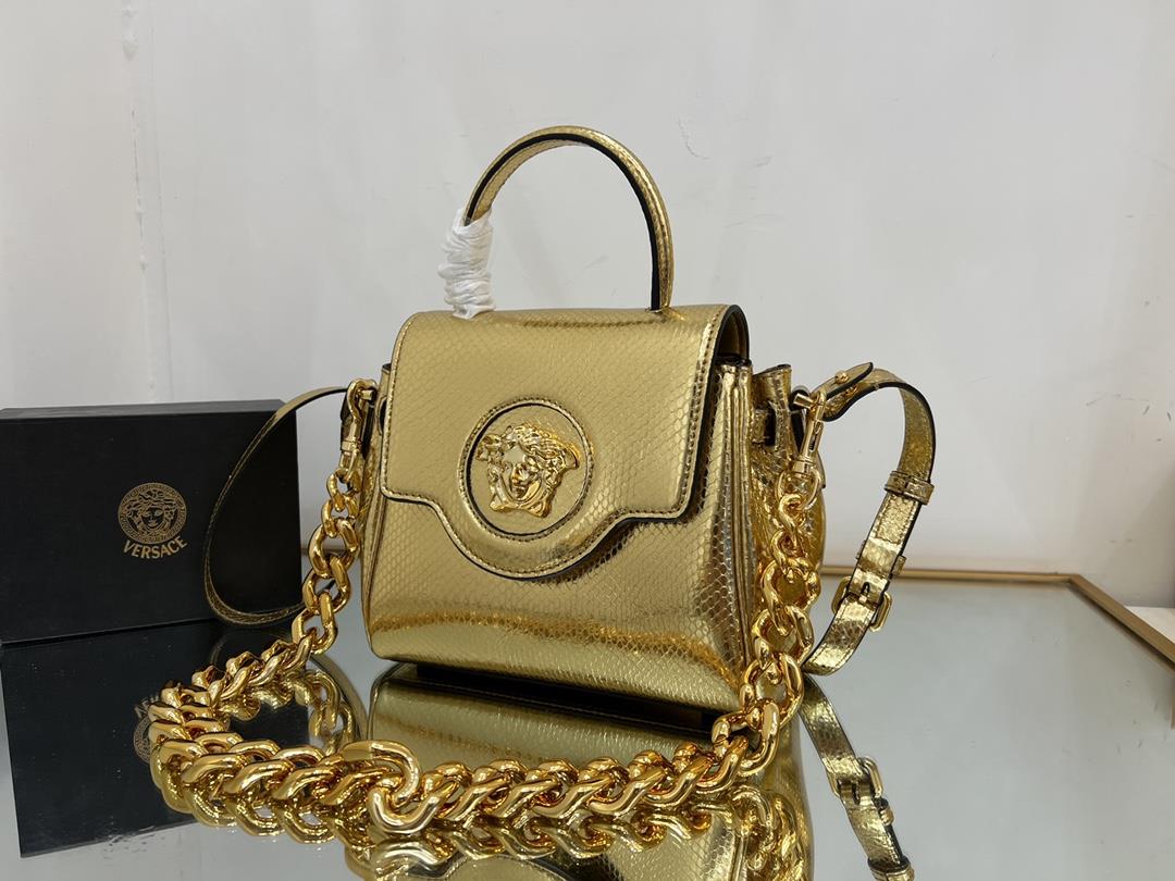 Small Golden SnakeVerace LaMedusa SpringSummer series handbags wuy Zheng Xiuwen Left Bank