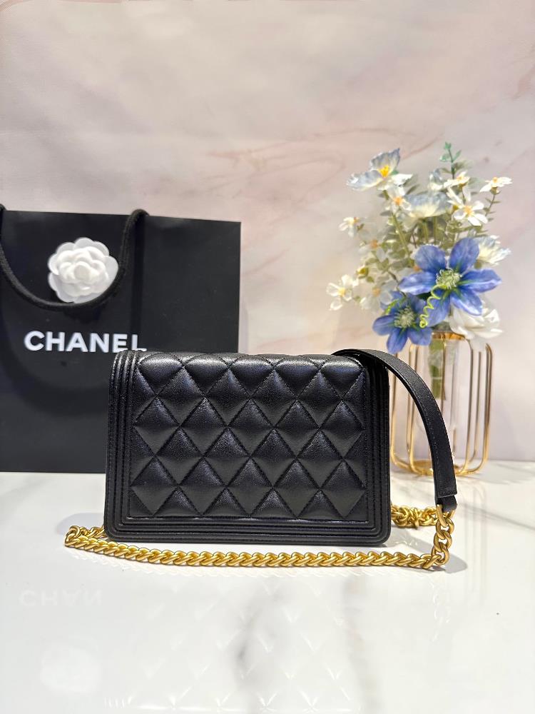 chanel 21 New Product Boy Classic Treasure Bag Imported Sheepskin and Fine Ball Cowhide Cr