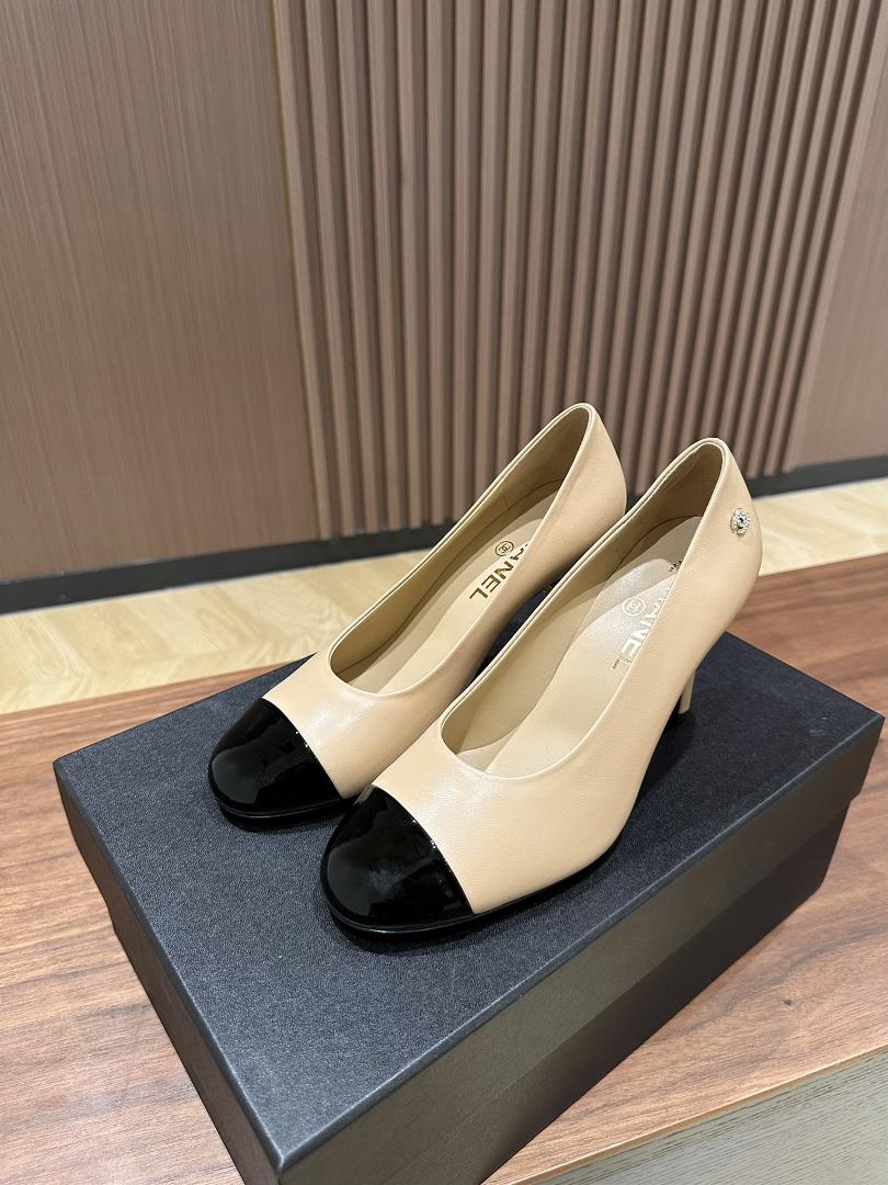 Chanel New High Heels Sheepskin Contrast Lacquer LeatherLeather sole with a height of 85Cm Size35363