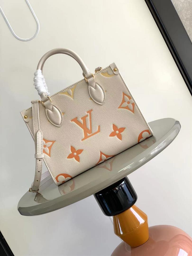 The latest arrival of M45661 M45653 handbagThis Ontogo mini shopping bag showcases the Monogram logo