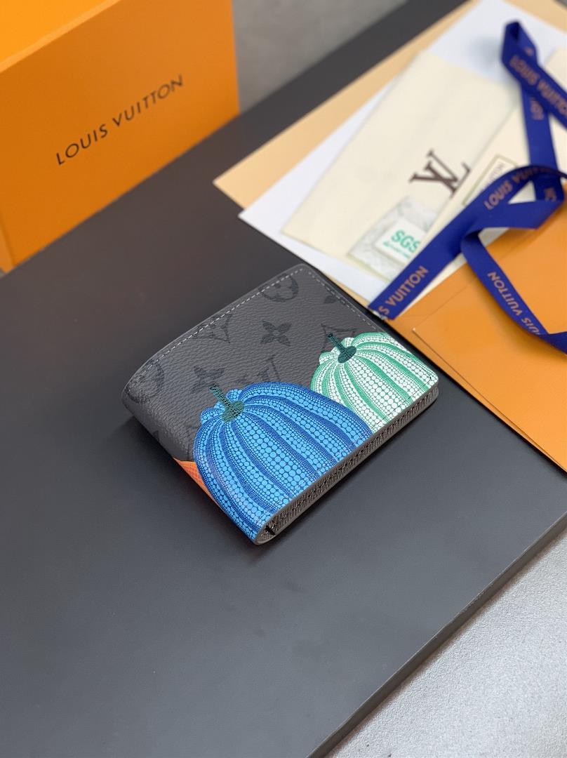 M82101 Pumpkin LV x YK Short ClipThis LV x YK pocket wallet is from the x Yayoi Kusama coopera