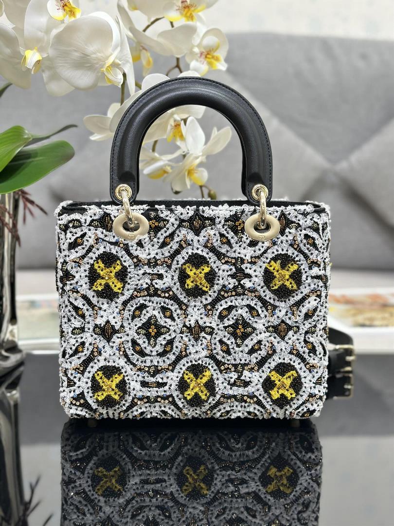 Lady Dior Limited Edition Customized Five Grid Embroidered Thin Yarn Beads with Sheep Ribs