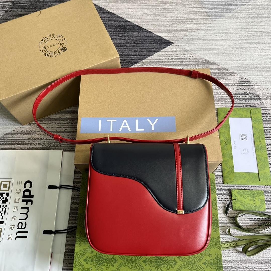 The complete packaging comes from exploring the origin of Gucci and the equestrian styl