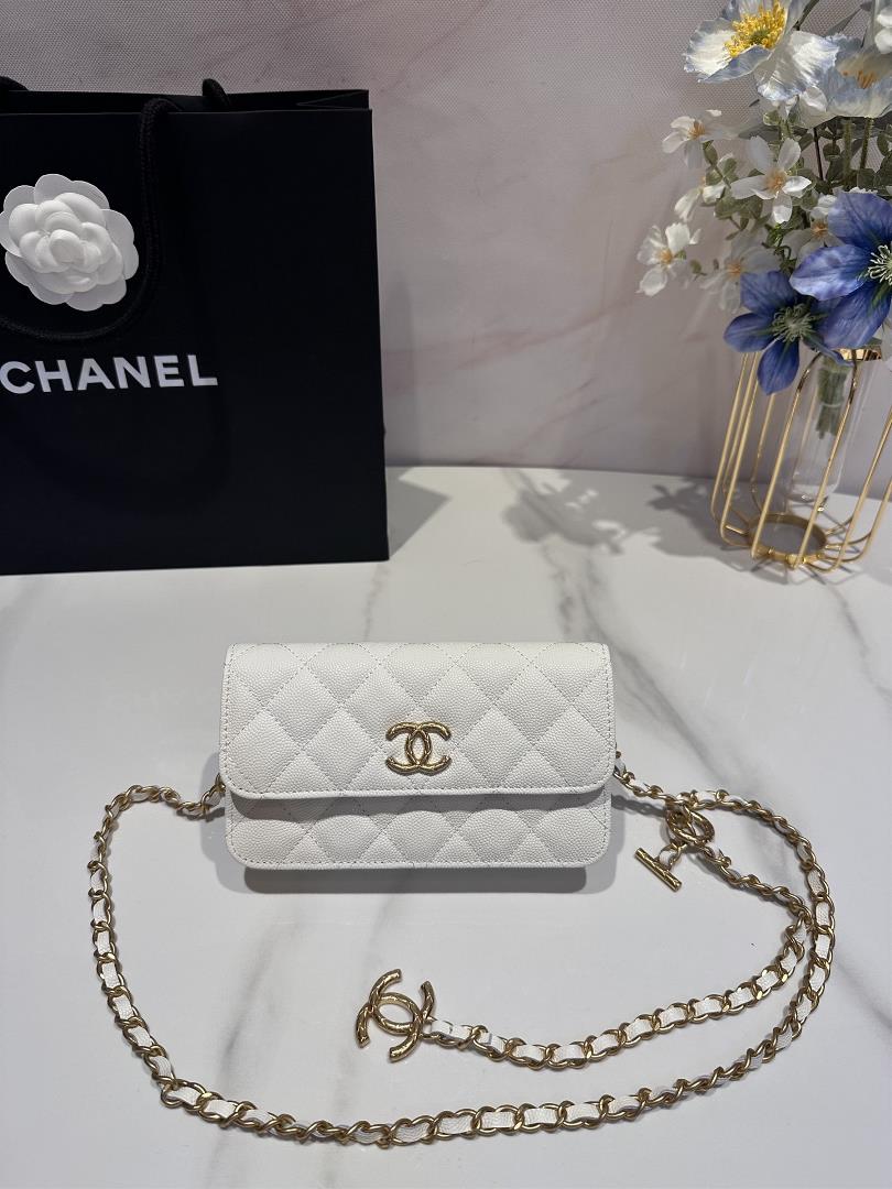 chanel 23b Adjustable Chain Mobile CaseCaviar shines under the light and the hardware log