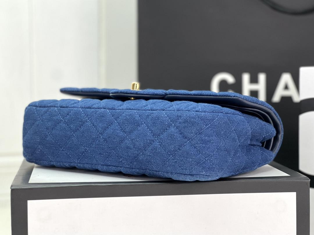 Chanel CF woolen series this is a bag that can be praised by all friends around us for it