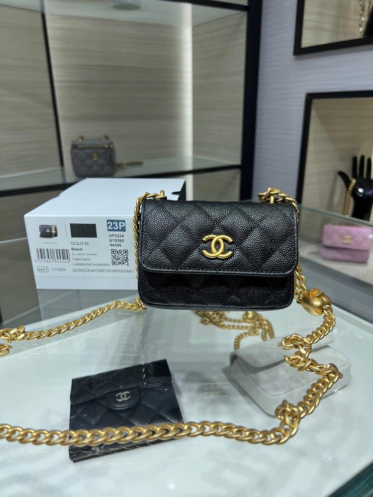 Chanel 23Ps new small waste bag is the most beautiful with adjustable buckles and adjustable chainsCaviar cowhide with double c embossed logo exquis