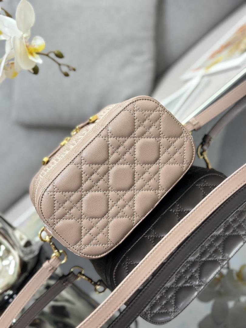 The ribbed Dior Travel handbag in the makeup bag showcases this seasons style Carefully crafte