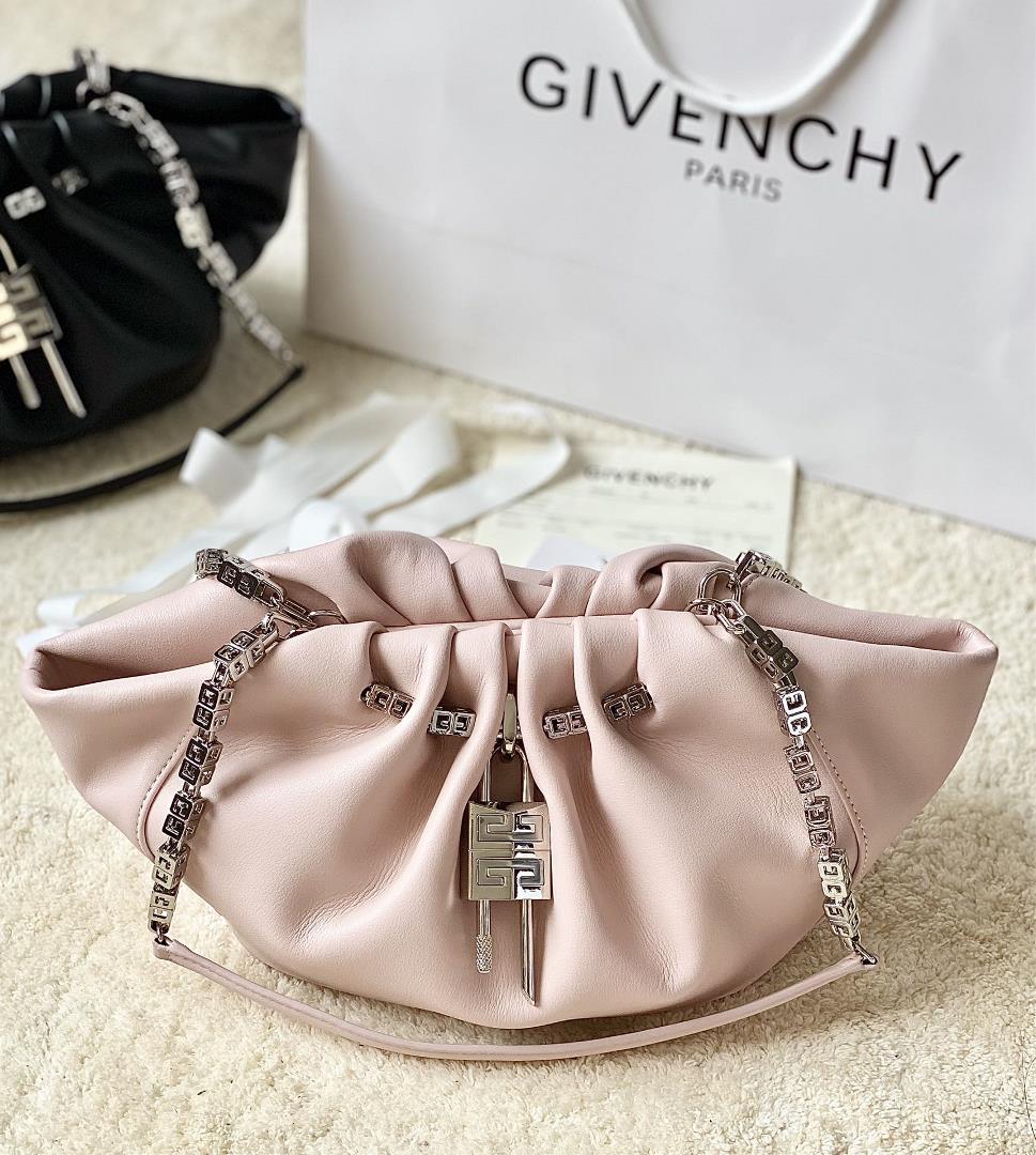 Top Original GIVENCYG HomeNew KennyBagI fell in love with this chain satchel at first sight This bag