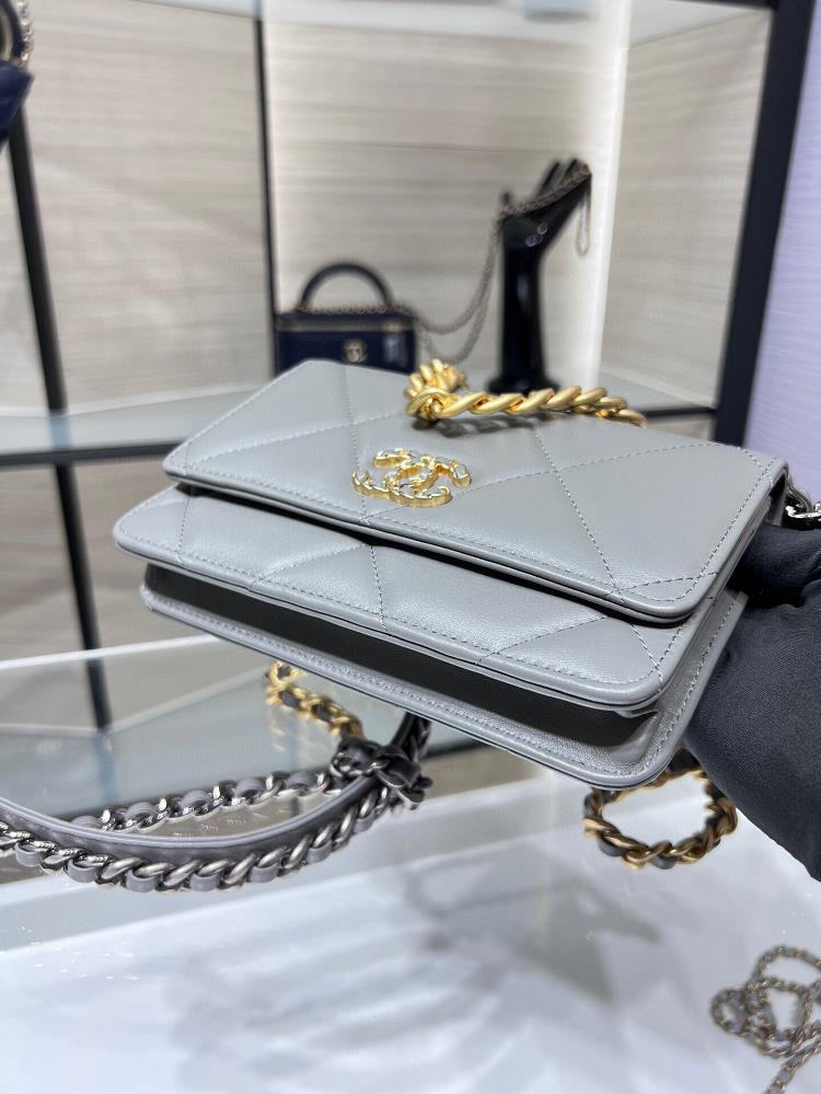 Chanel 19 is selling like hot cakes and the iconic 19K handbag is also the first series o