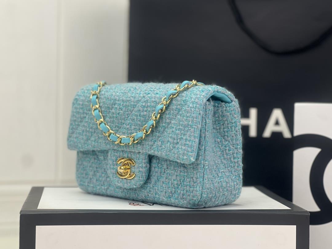 Chanel CF woolen series this is a bag that can be praised by all friends around us for it