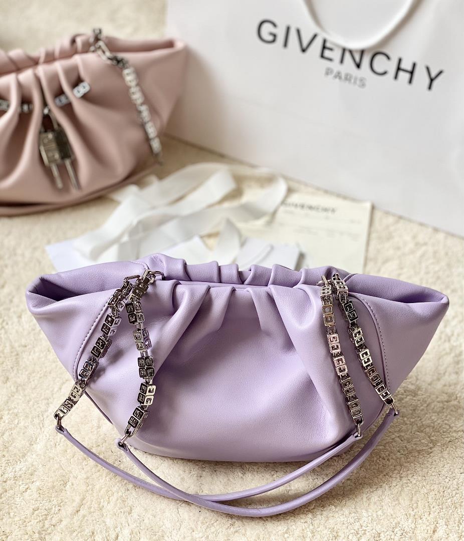 Top Original GIVENCYG HomeNew KennyBagI fell in love with this chain satchel at first sight Th