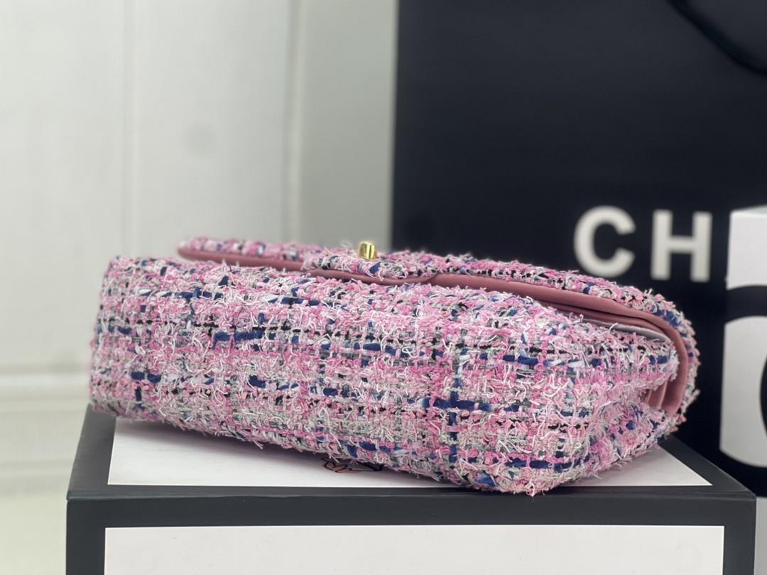 Chanel CF woolen series this is a bag that can be praised by all friends around us for it