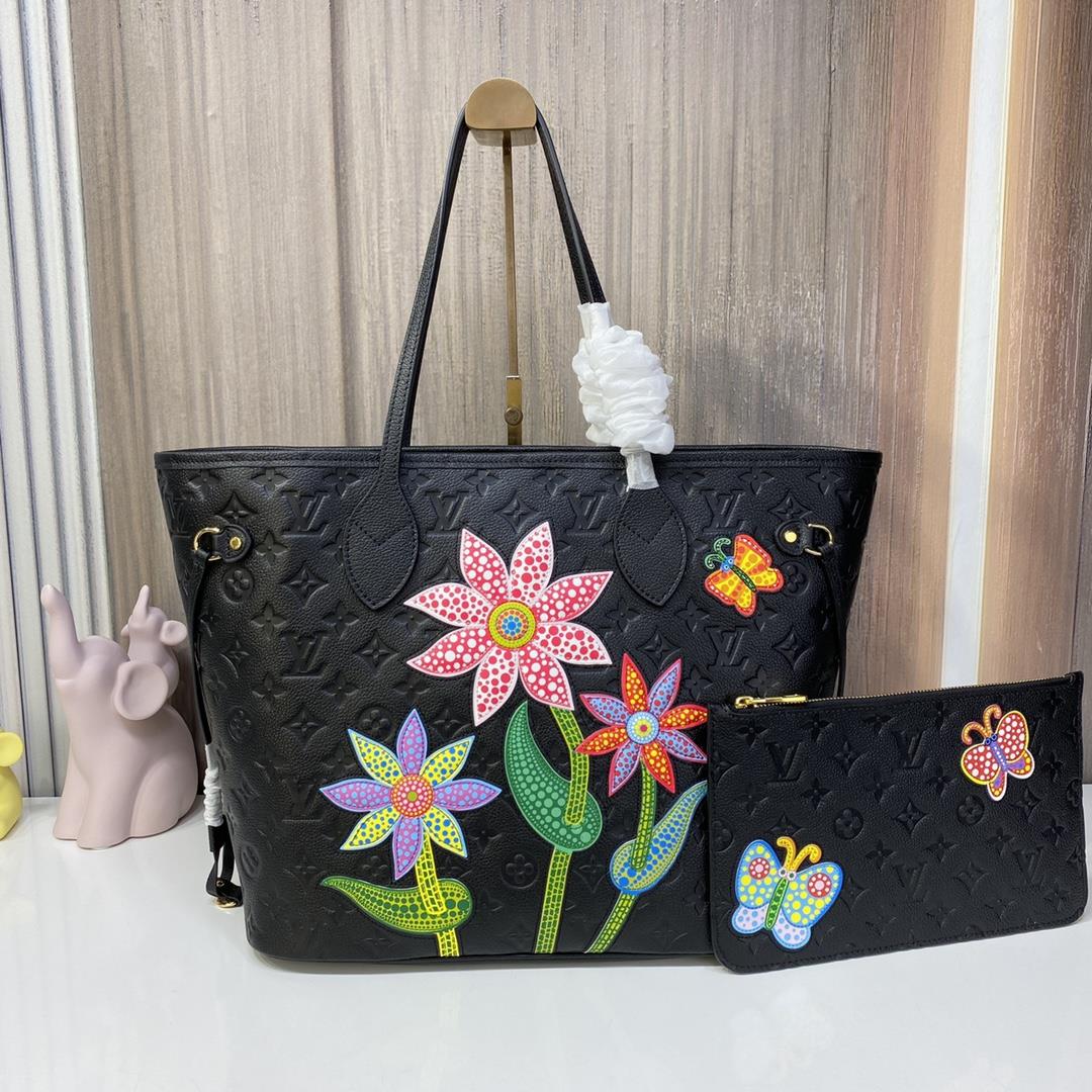 M21733 black white flowersJoin hands with Yayoi Kusama again to place this x YK neverfull mediumsize