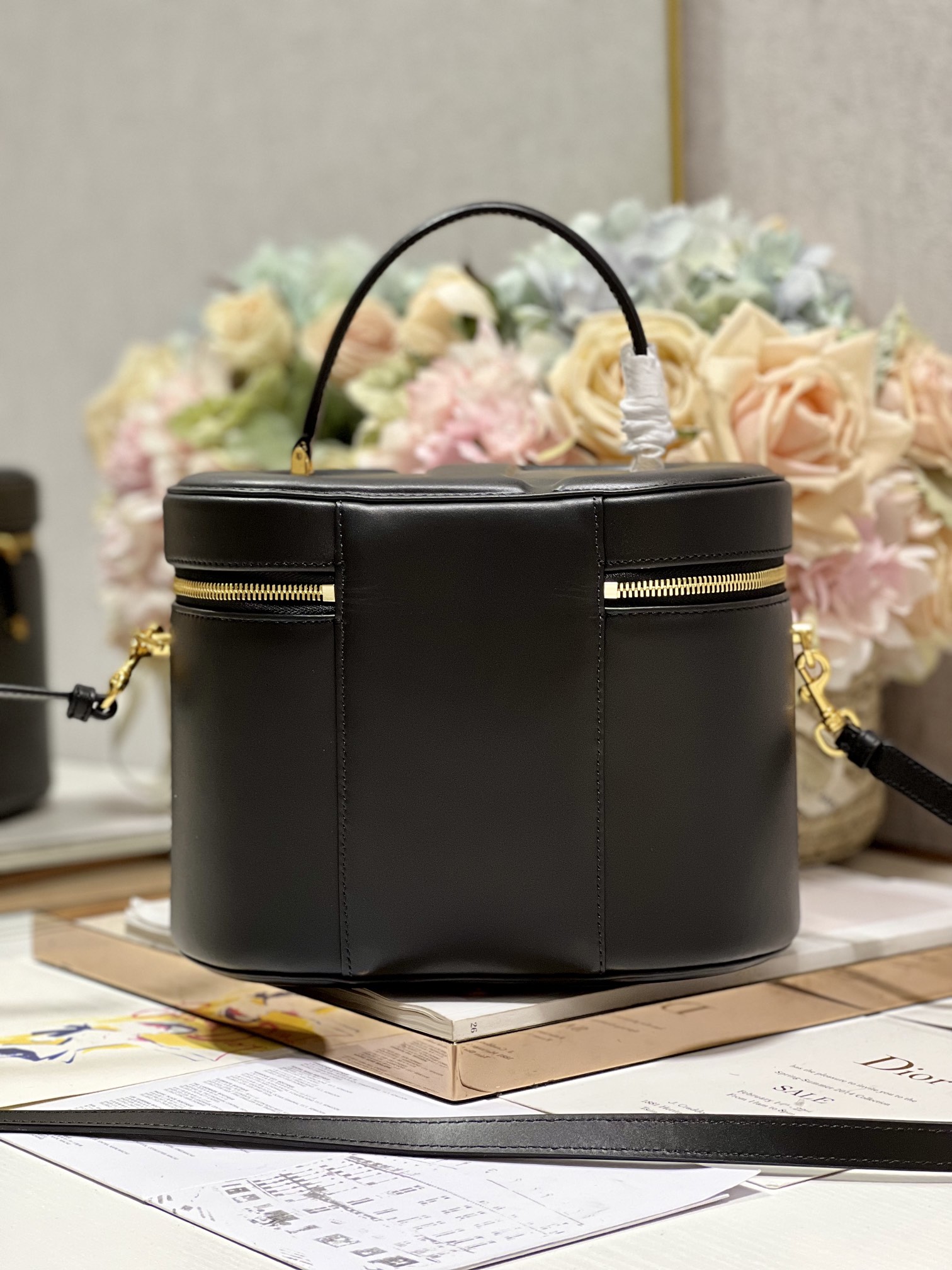 Dior New Large Black Makeup Box BagThe design is more exquisite The exquisite design fully ref