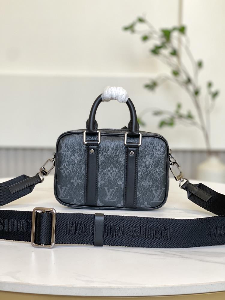 This exquisite LV bag is perfect for those who appreciate the finer things in life but pre