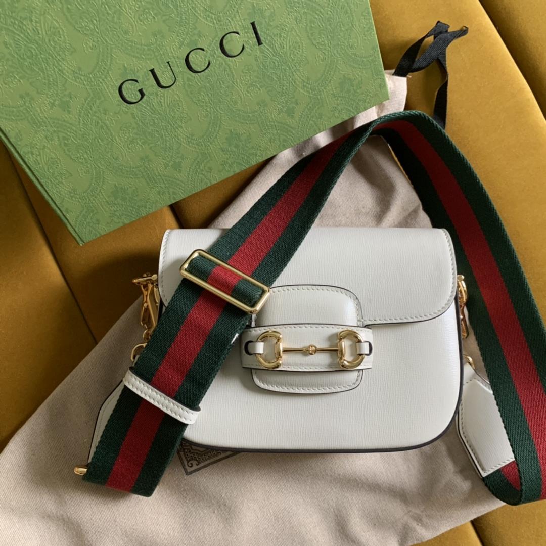 Original leather Gucci 658574 horse buckle 1955 full leather series mini handbag adds a mix and matc