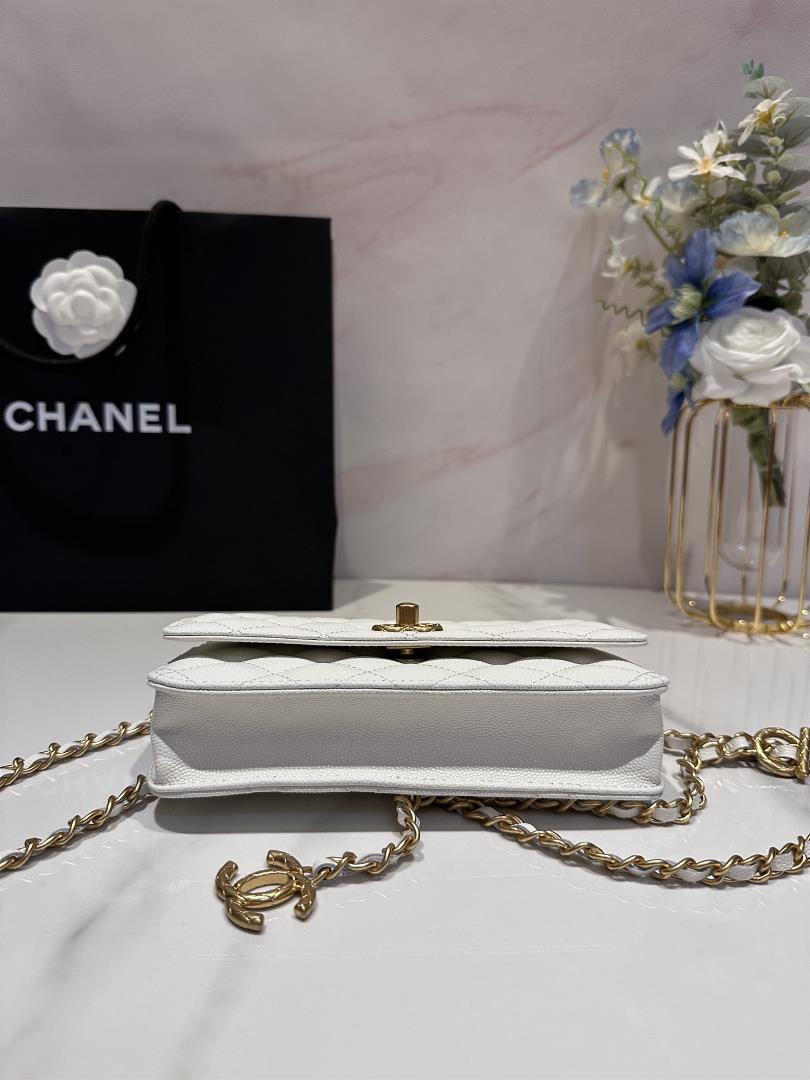 chanel  adjustable chain wocCaviar shines under the light and the hardware logo is very t