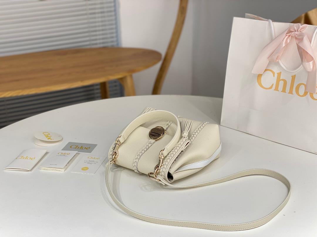 Chloe Penelope Coin Bag Medium Wrinkled LeatherChloe another new bag out of stock king h