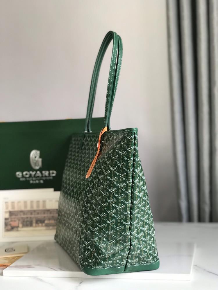 The Goyard bag has long been a symbol of luxury and sophistication coveted by fashion ent