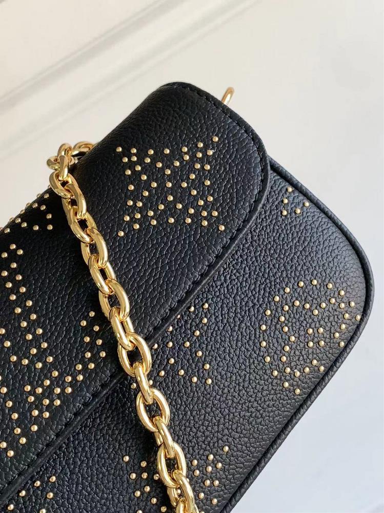 The LV Bag M82210 Wallet on Chain Ivy Handbag is a fashionforward accessory that never