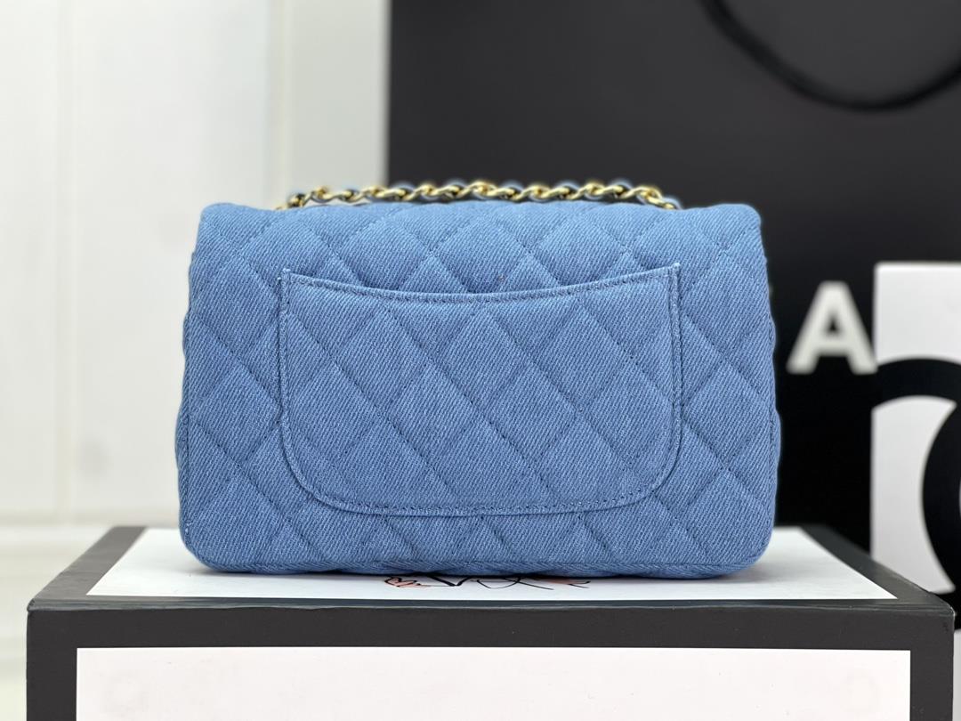 Chanel CF woolen series this is a bag that can be praised by all friends around us for it