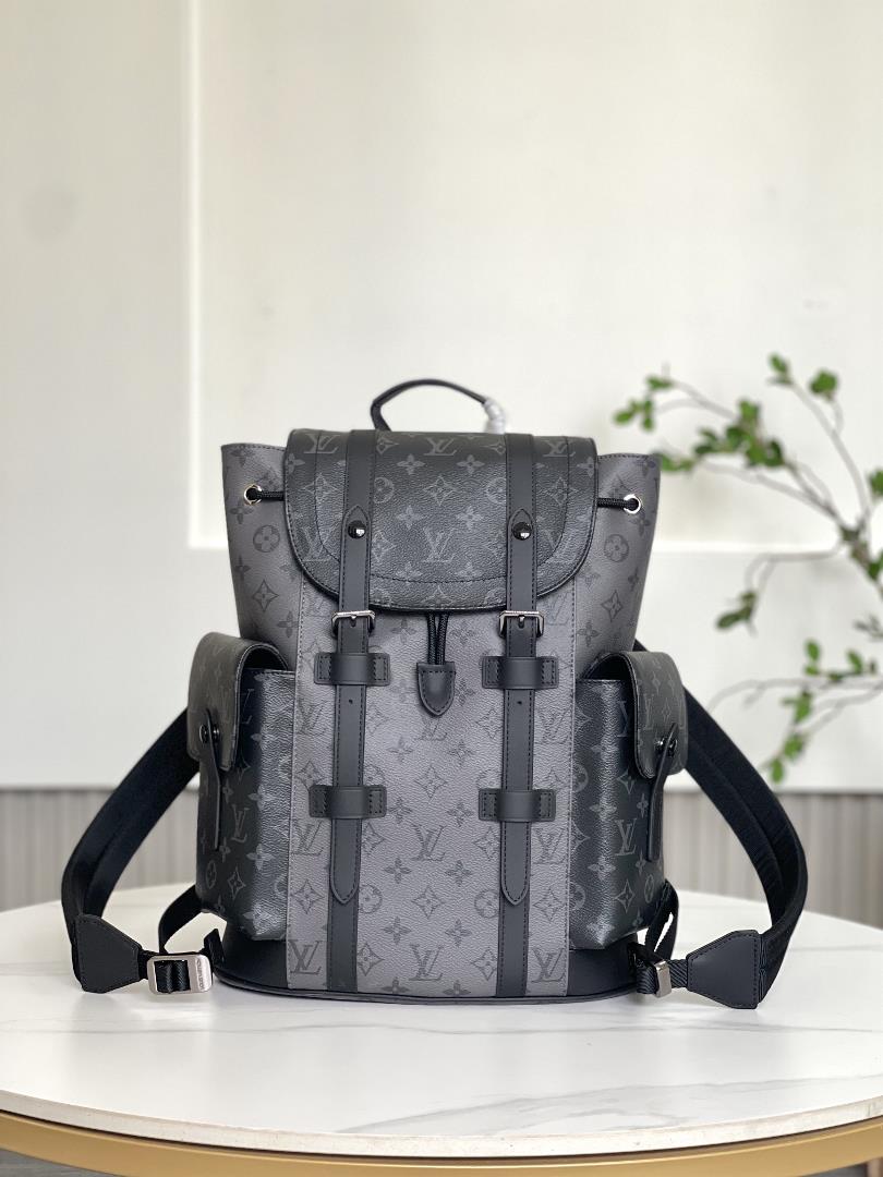 M46331 Black Grey Small32 x 39 x 12 cmLength x Height x WidthMonogram Eclipse Reverse coated canvasC