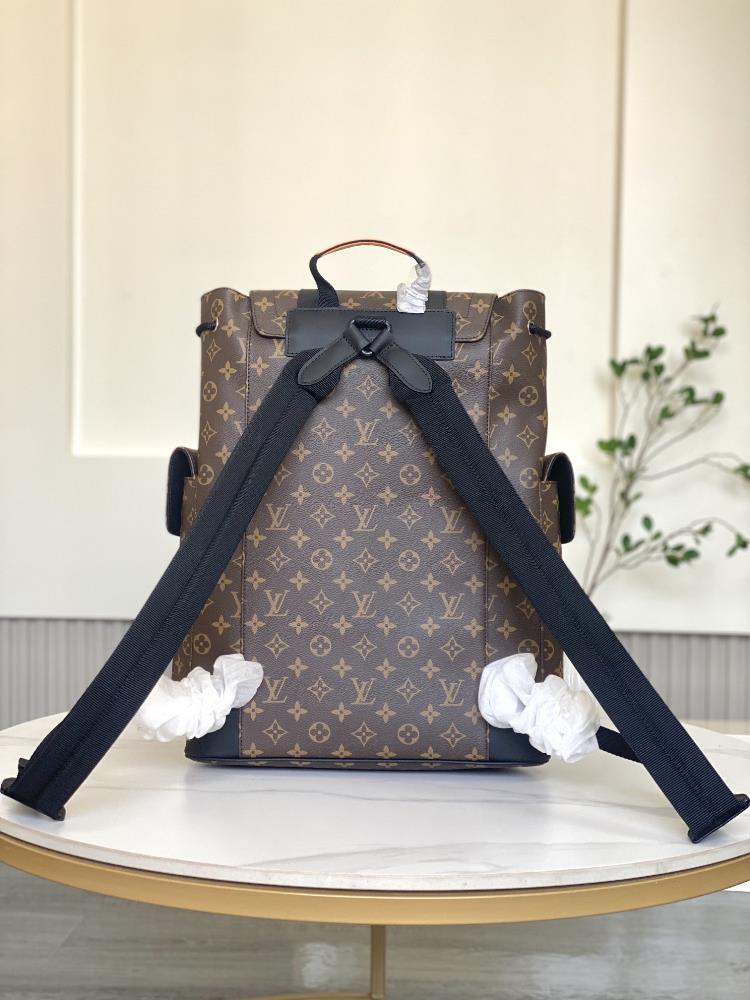 What sets this LV bag apart is its remarkable craftsmanship unmistakable logo and luxuri