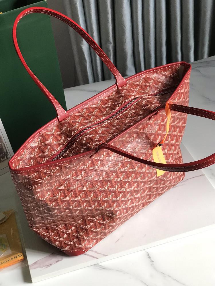 In the world of fashion trends come and go but the Goyard bag remains a timeless classic