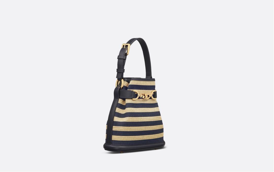 CEST DIOR small handbag stripeThis Cest Dior handbag is a new autumn 2023 item elegant and cla