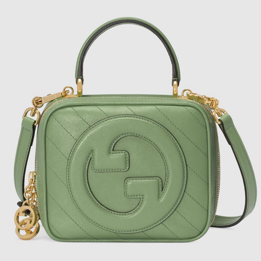 Equipped with a complete set of packaging the Gucci Blondie series is crafted with a circular interl