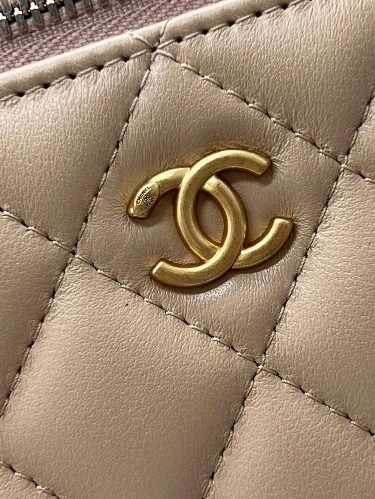 Chanel 22B New Product Golden Ball Long Box Adjustable Chain Rectangular Chain Box Sheepsk