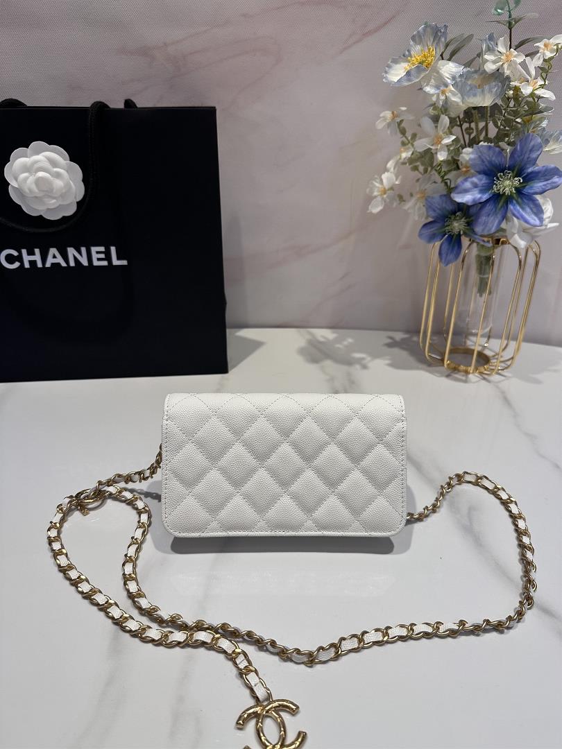 chanel 23b Adjustable Chain Mobile CaseCaviar shines under the light and the hardware log