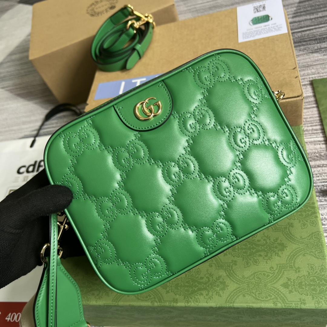 Equipped with a full set of green packaging GG shoulder backpacks new quilted leather and gold