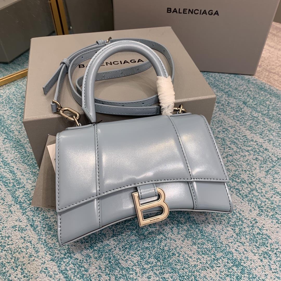 Haze Blue Mavericks XS small size you have asked for the hourglass bag N times The LaBalenciag seaso