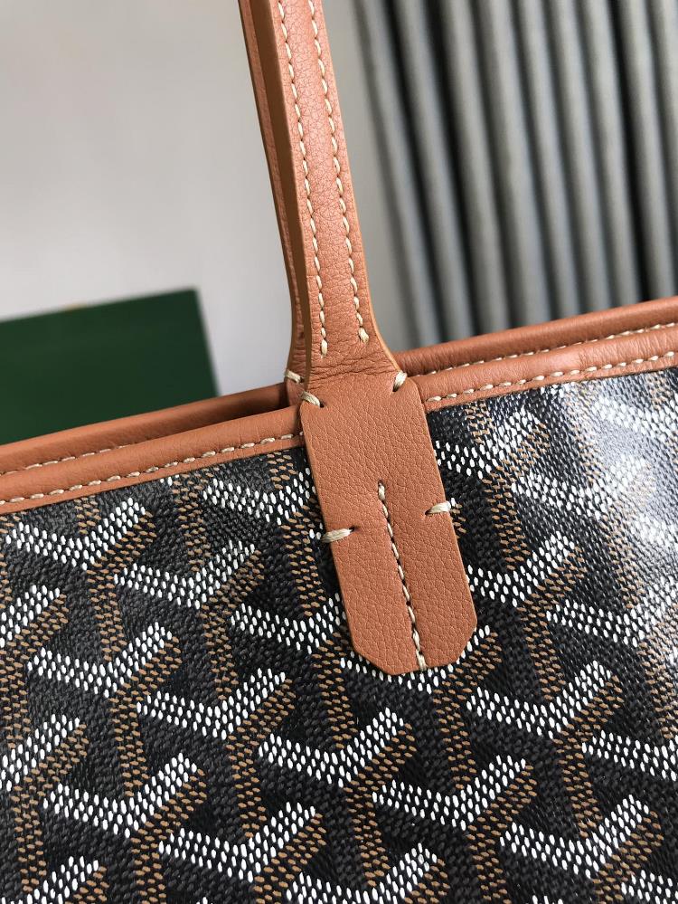 In conclusion the Goyard bag with its exclusive customization options allows fashion en