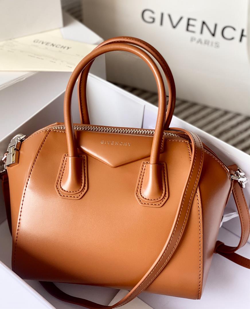 569633650 Givenchy French brand G classic Antigona tote French factory BOX leather upgrade does not 