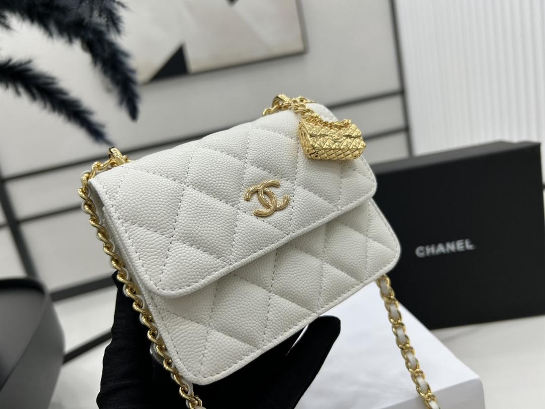 AP3317 Chanel23S Black Gold Lychee Leather Bag Buckle Organ Bag Small Pendant Mini Black Gold 