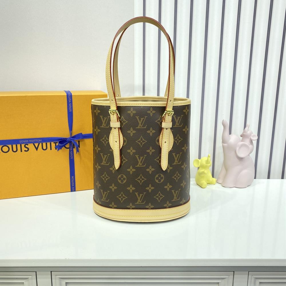 The LV Bag M42238 also known as the Water Bucket Bag is a fashionforward accessory that