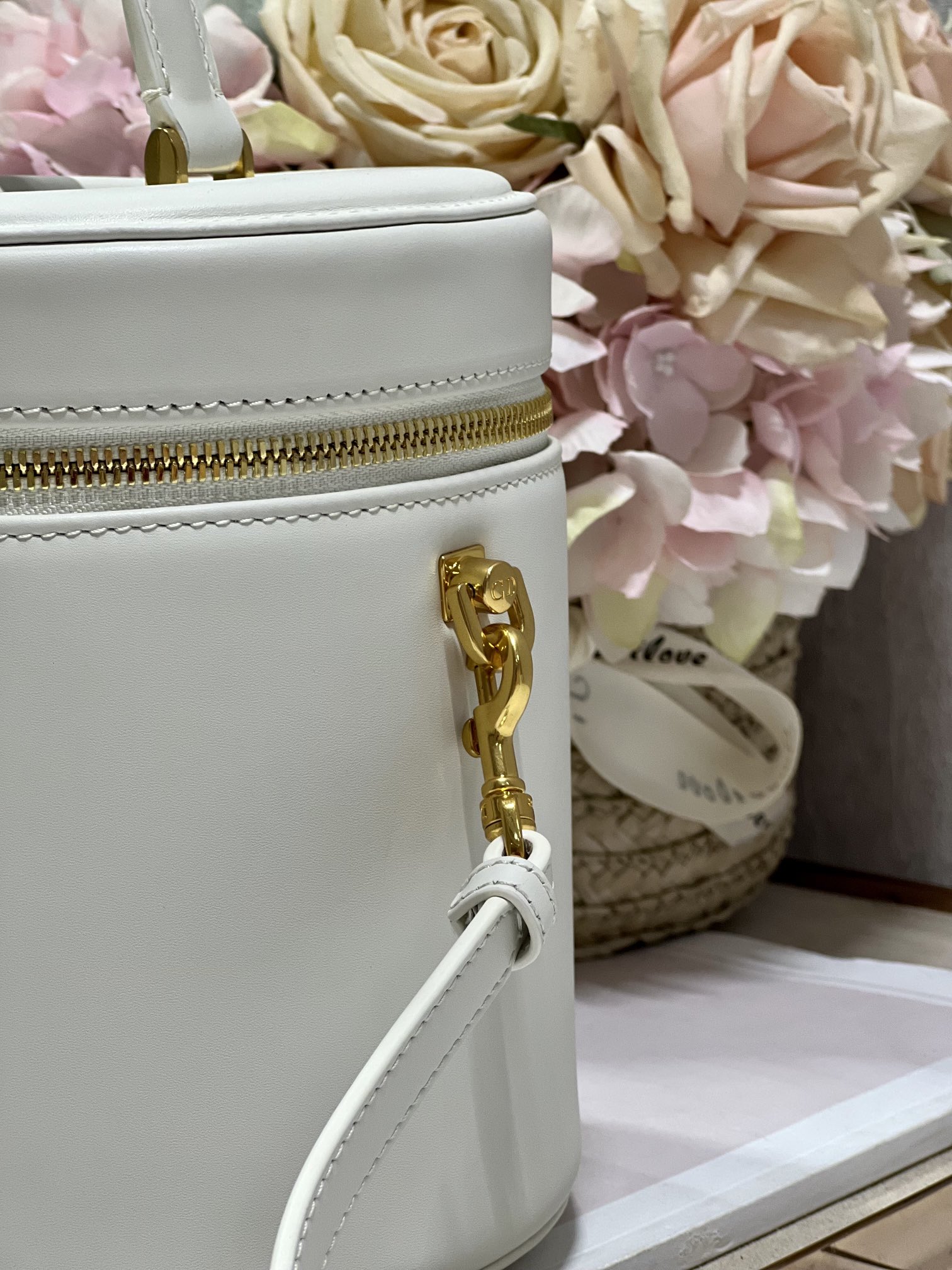 Dior New Large White Makeup Box BagThe design is more exquisite The exquisite design fully ref