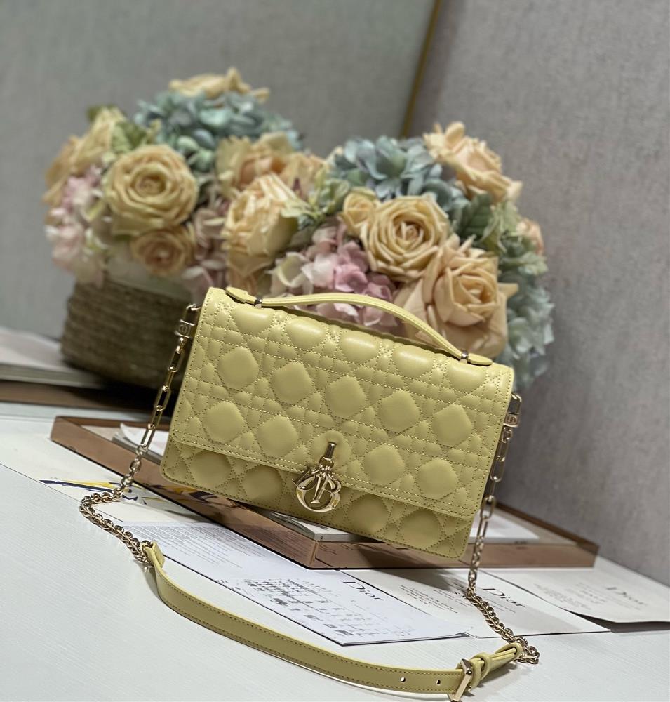 The Dior Bag Miss Dior Handbag 0997 is the epitome of timeless elegance and sophisticati